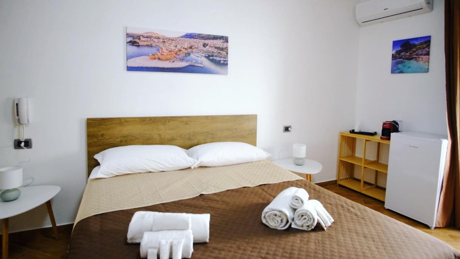 Sofia Rooms 카스텔라마레델골포 외부 사진