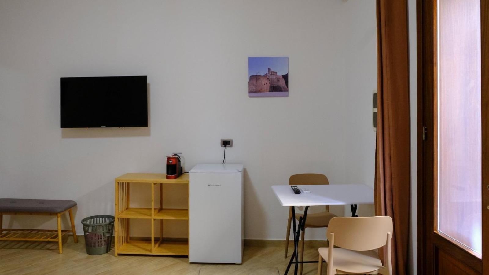Sofia Rooms 카스텔라마레델골포 외부 사진